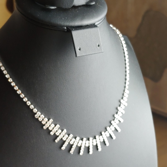 Necklace - Picture 3 of 5